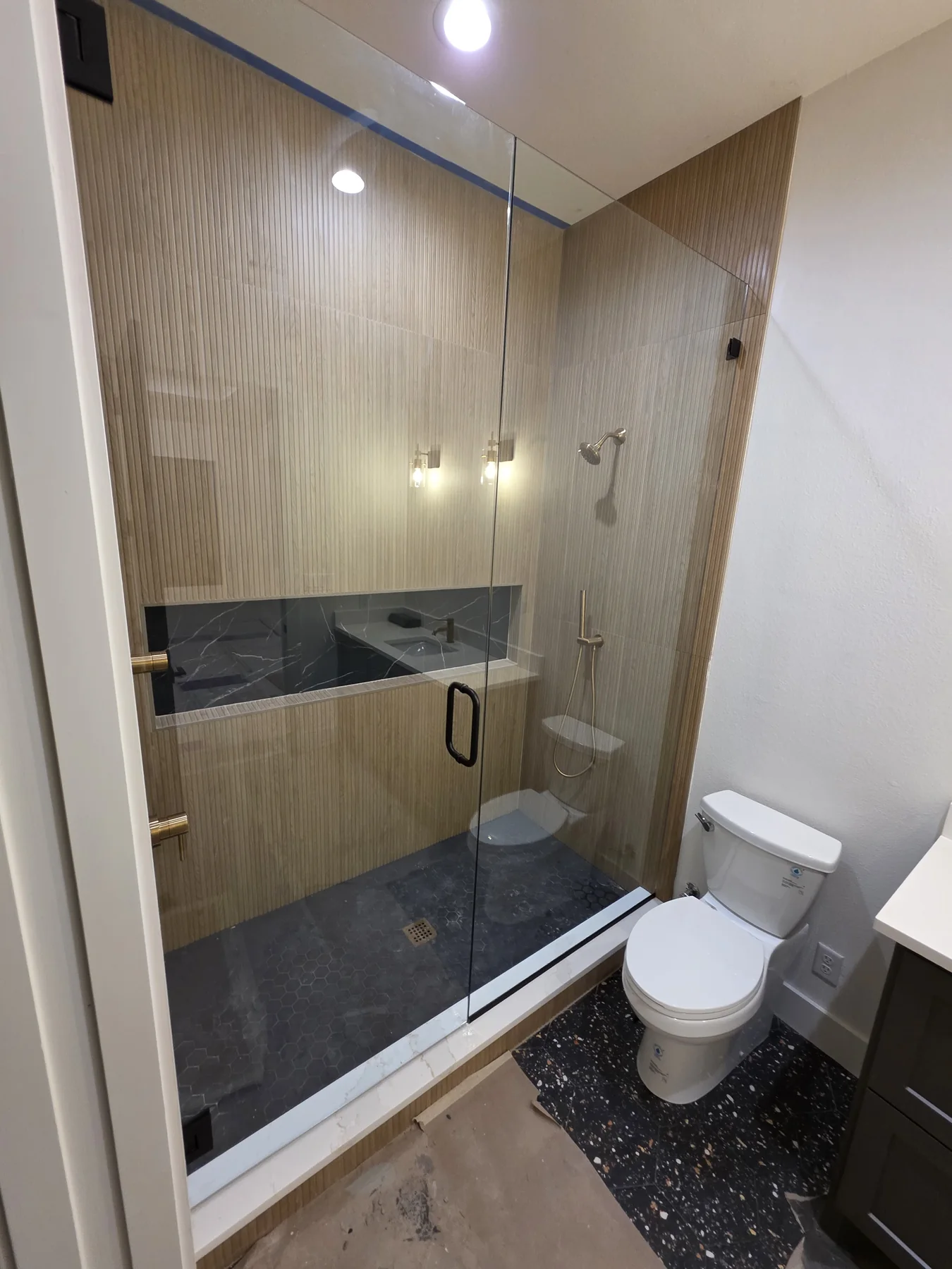 Euro Custom Glass Interiors completed project 68