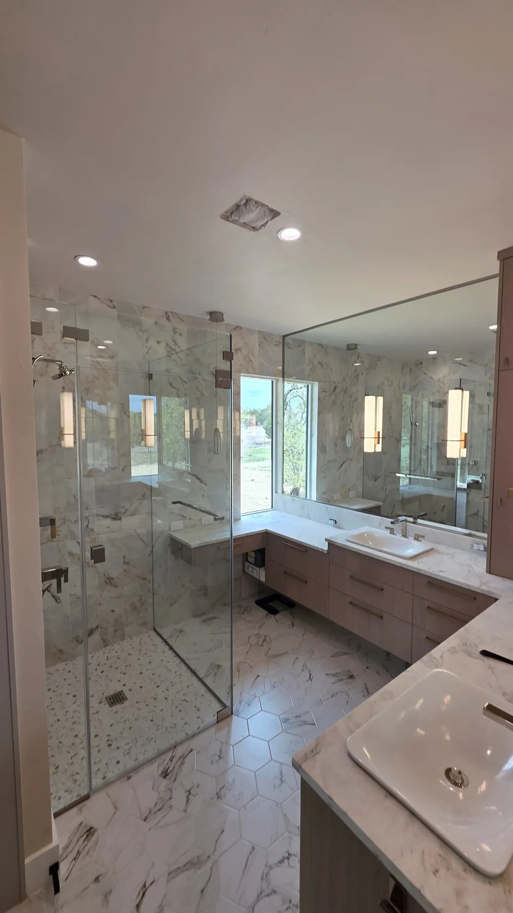 Euro Custom Glass Interiors completed project 106