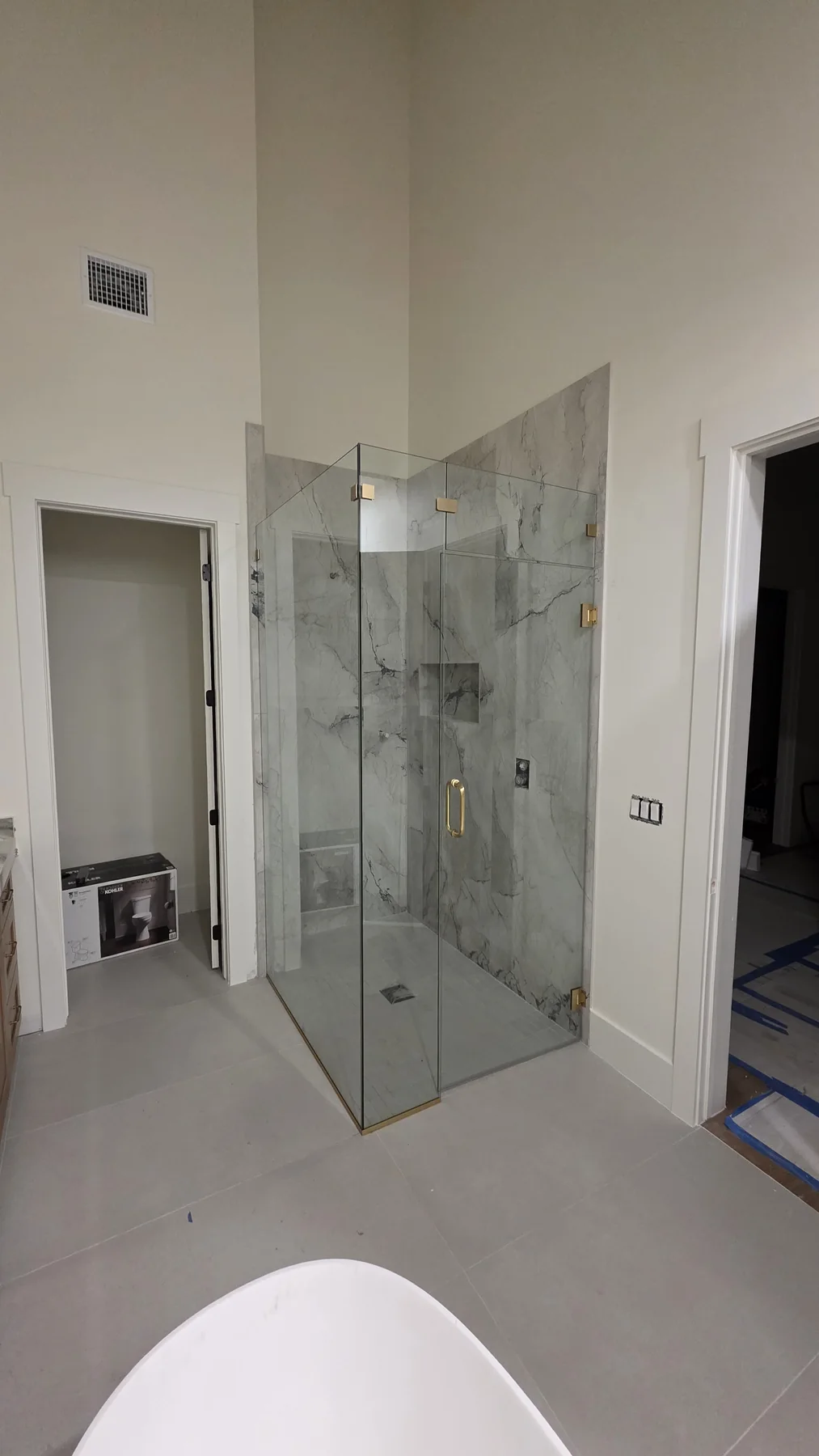 Euro Custom Glass Interiors completed project 108