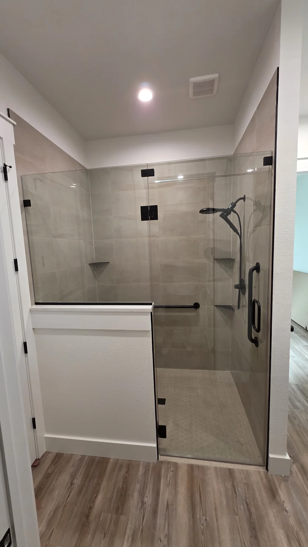 Euro Custom Glass Interiors completed project 111